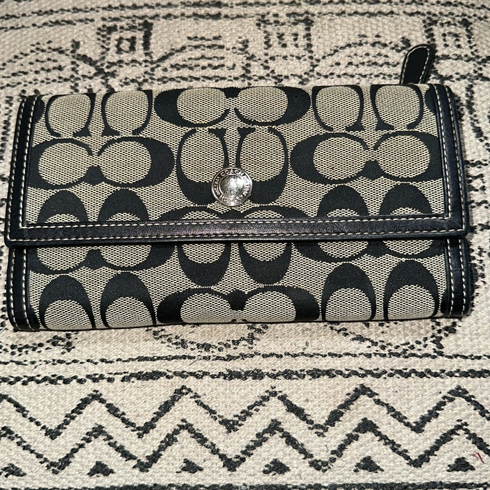 Coach Signature Leather Trim Trifold Full Size Wallet Black